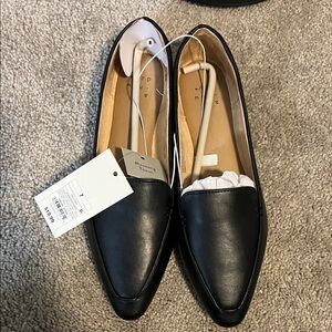 a new day Black Leather Loafers